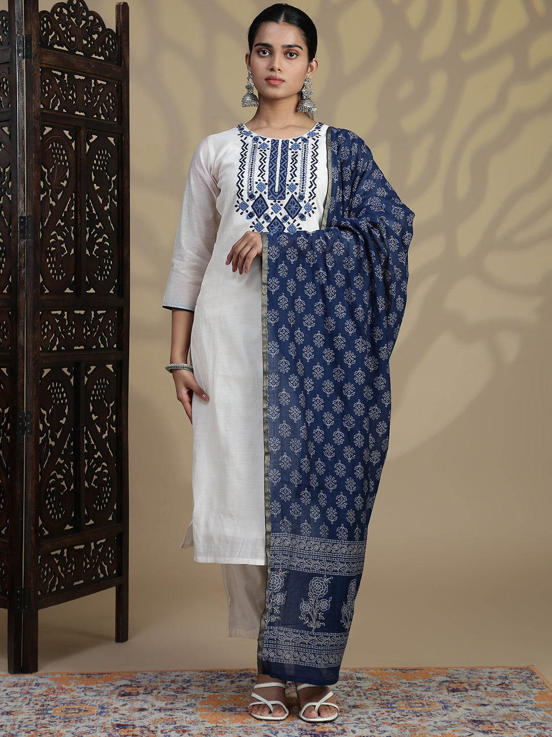Women Cream MM Silk Printed Kurti Set EKS126