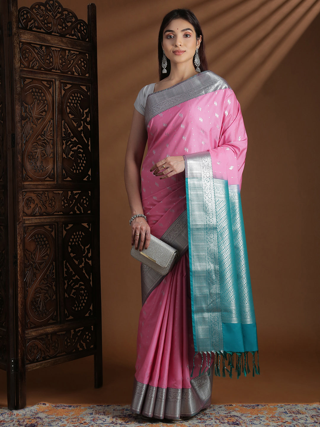 Women Soft Silk Saree Light Pink SS408