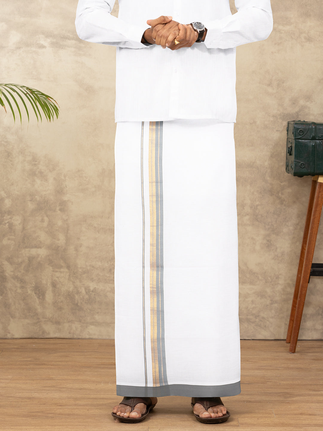 Men 100% Cotton Single Layer White Dhoti with Fancy Jari Border GR07
