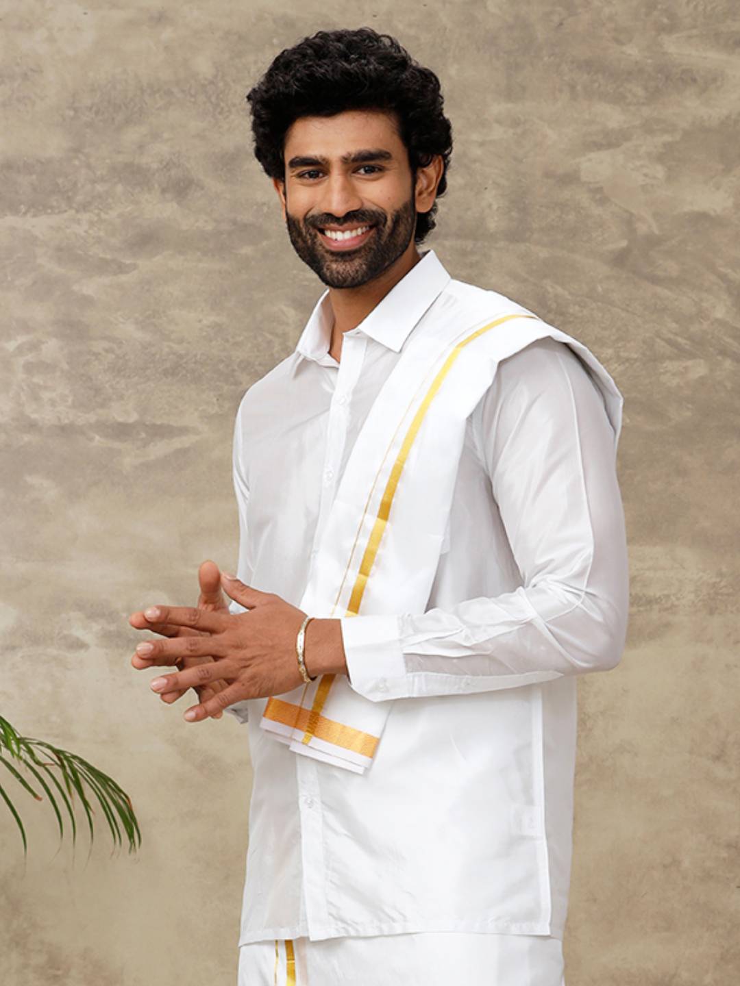 Men Silk White Towel with 3/4" inch Jari Border Rajahamsa