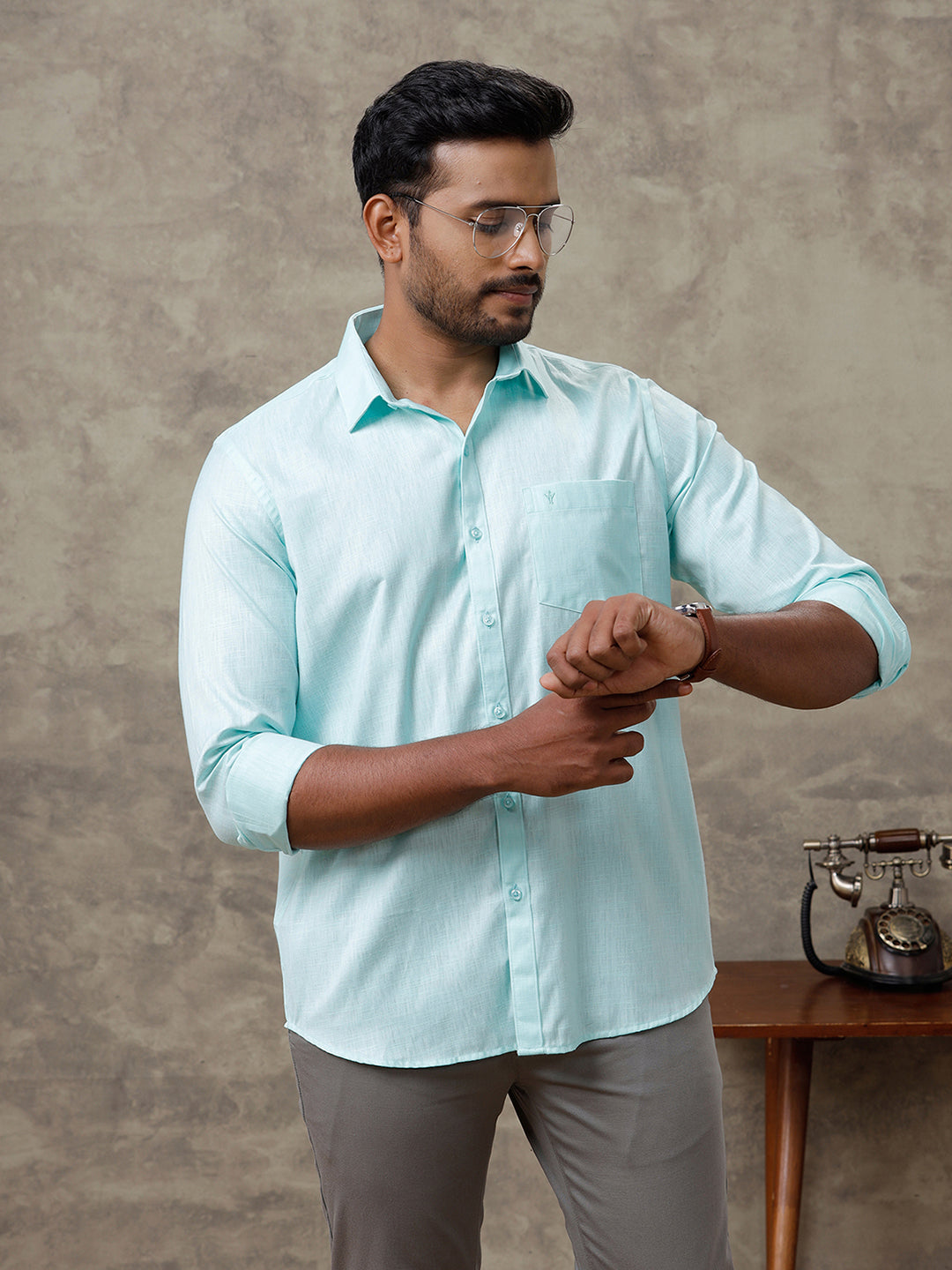 Men Cotton Rich Shirt Light Green T44 TT5