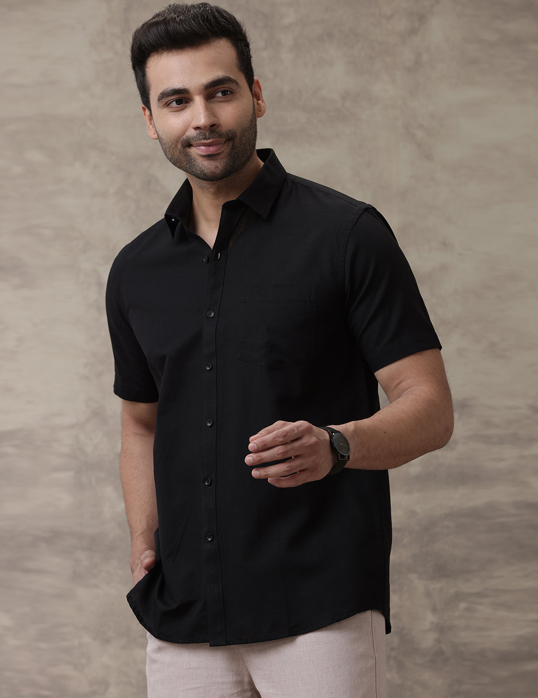 Men Pure Linen Black Shirt L60