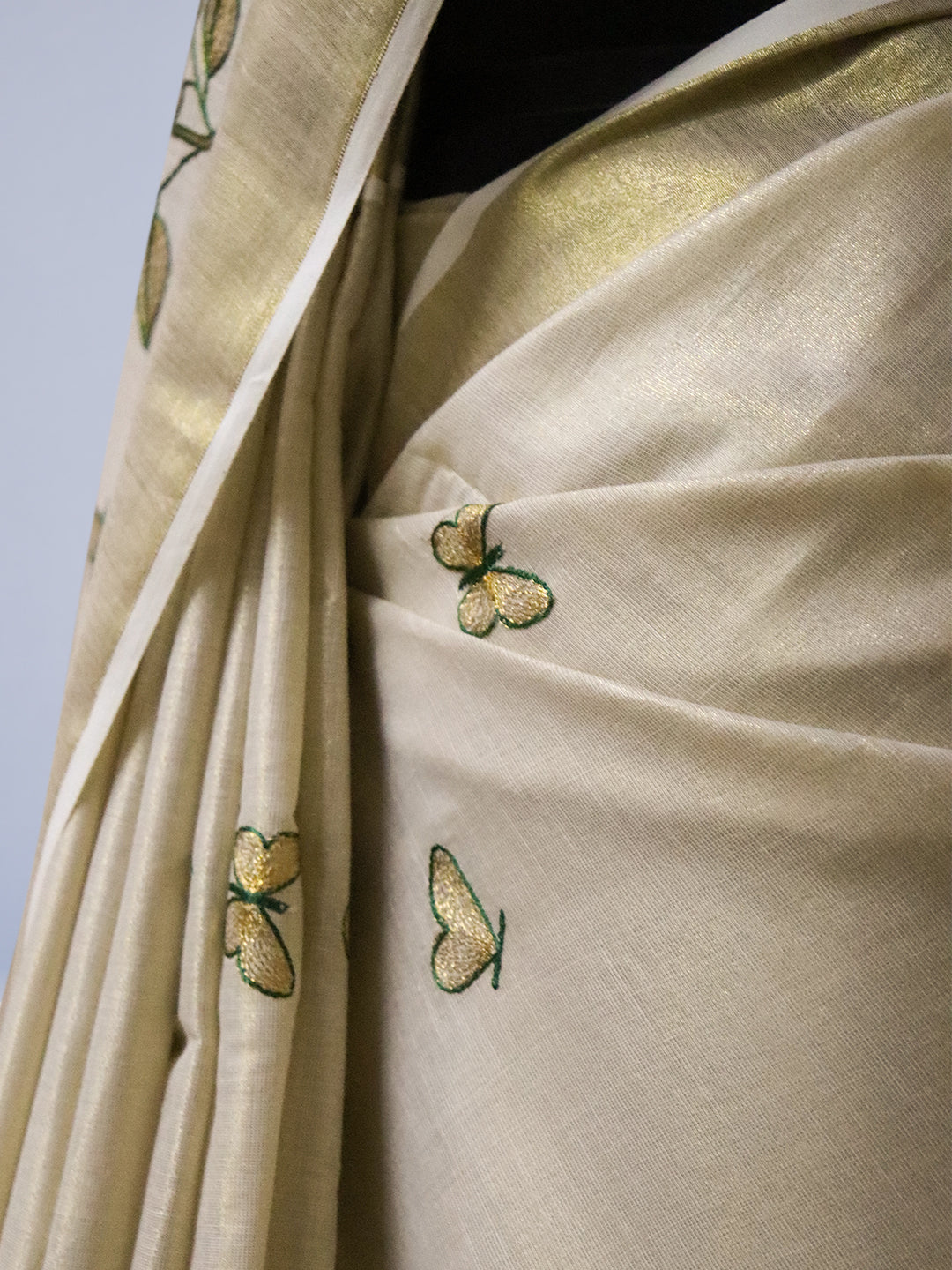 Women Kerala Tissue Gold Embroidery Saree KS214