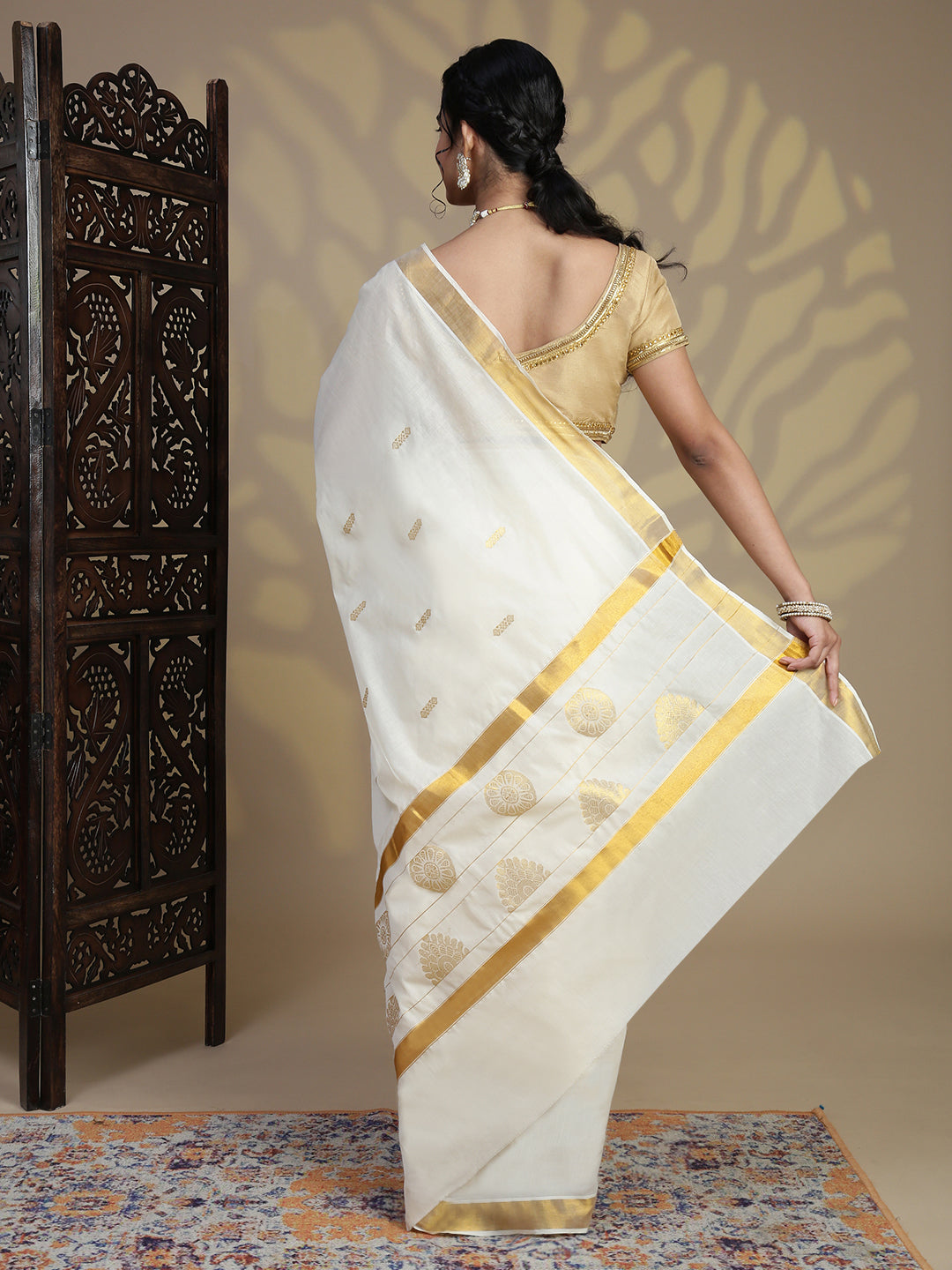 Women Traditional Kerala Cream with Gold Jari Saree KS236