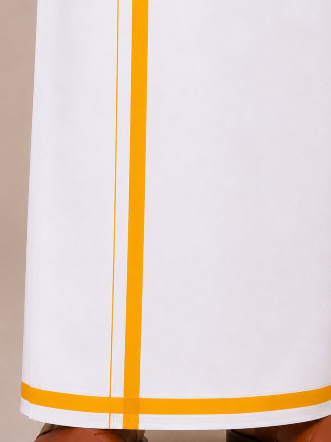 Men 100% Cotton Single Layer Small Border Dhoti Pavan PV02