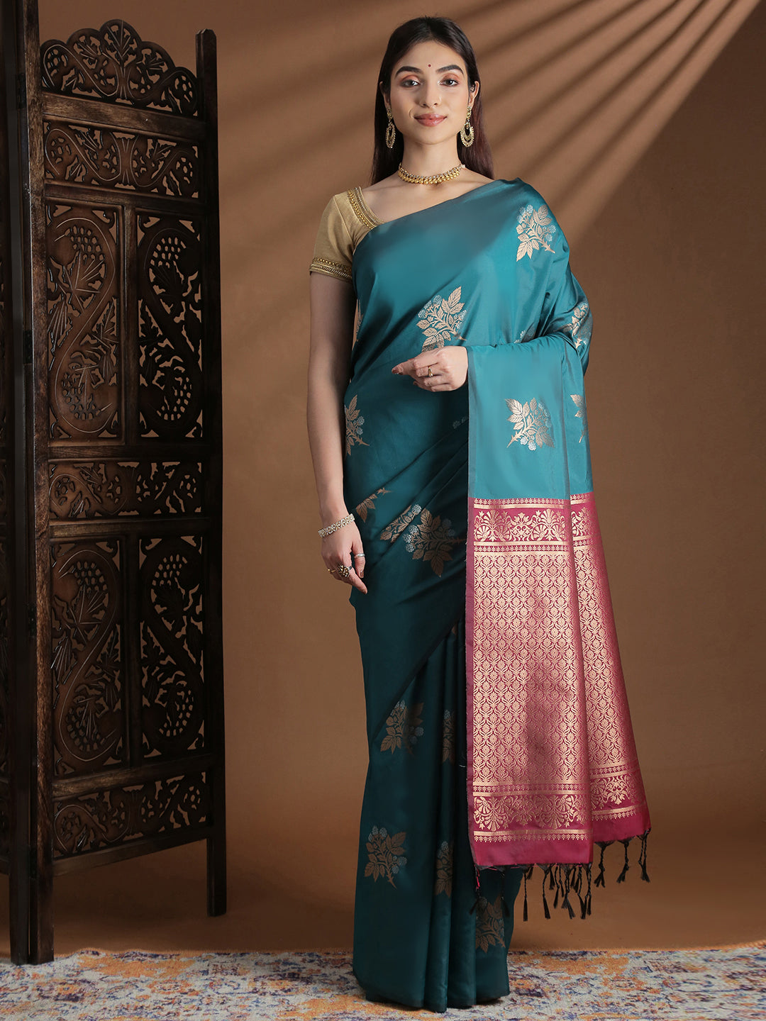 Women Soft Silk Saree Jungle Green SS412