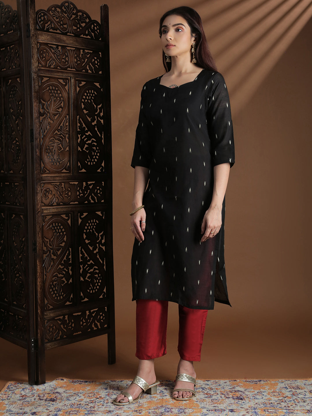 Women Black with Red Kurti Set EKS132