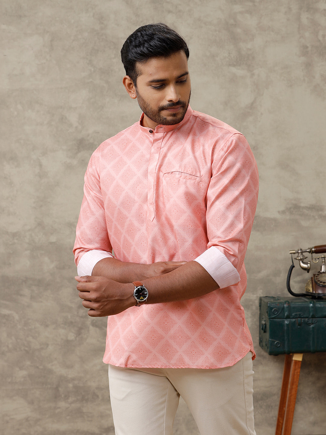 Men Cotton Short Length Printed Pocket Kurta Orangy Pink RH13