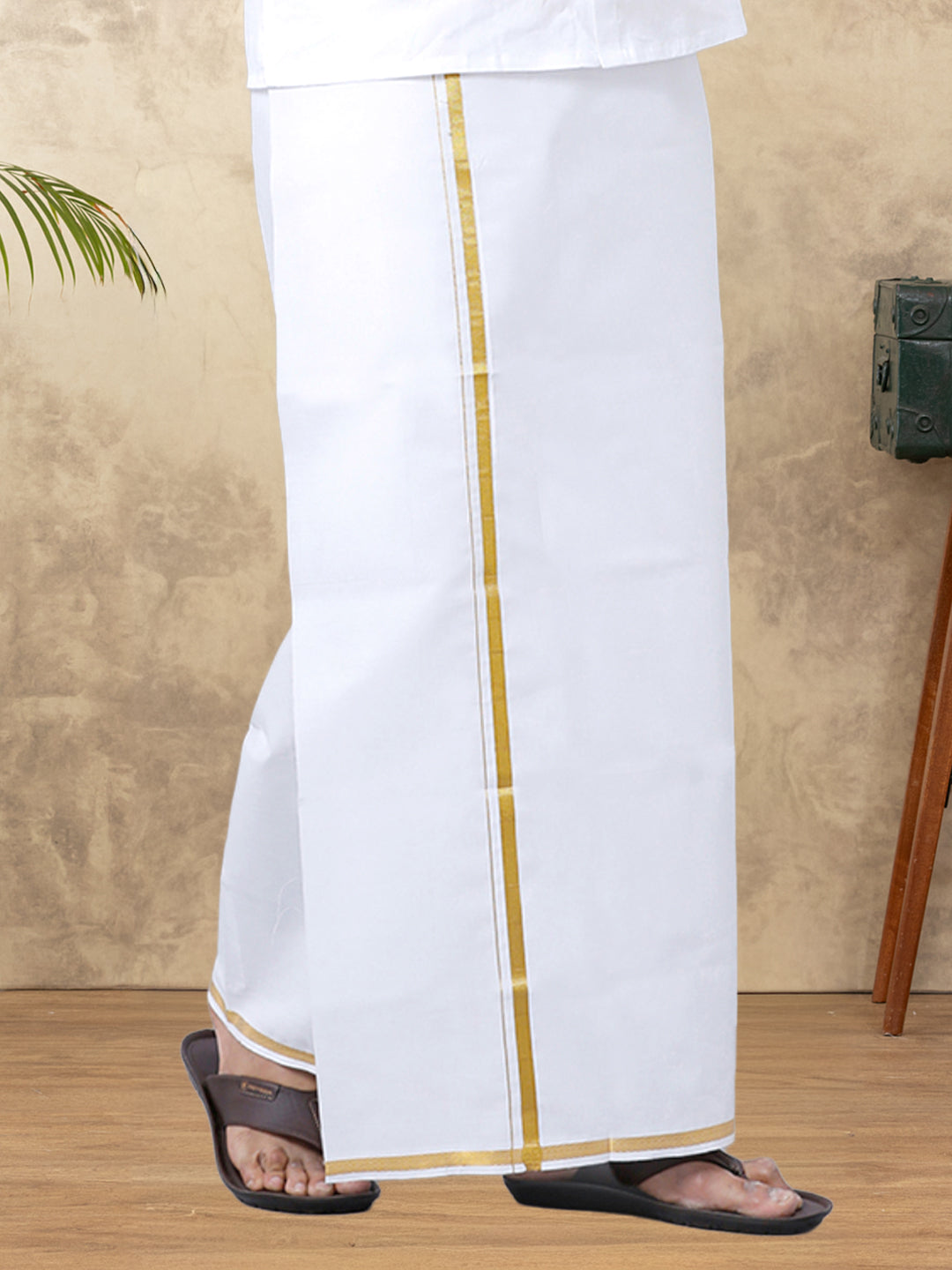 Mens Cotton Blend Dhoti with Jari Border (4M)