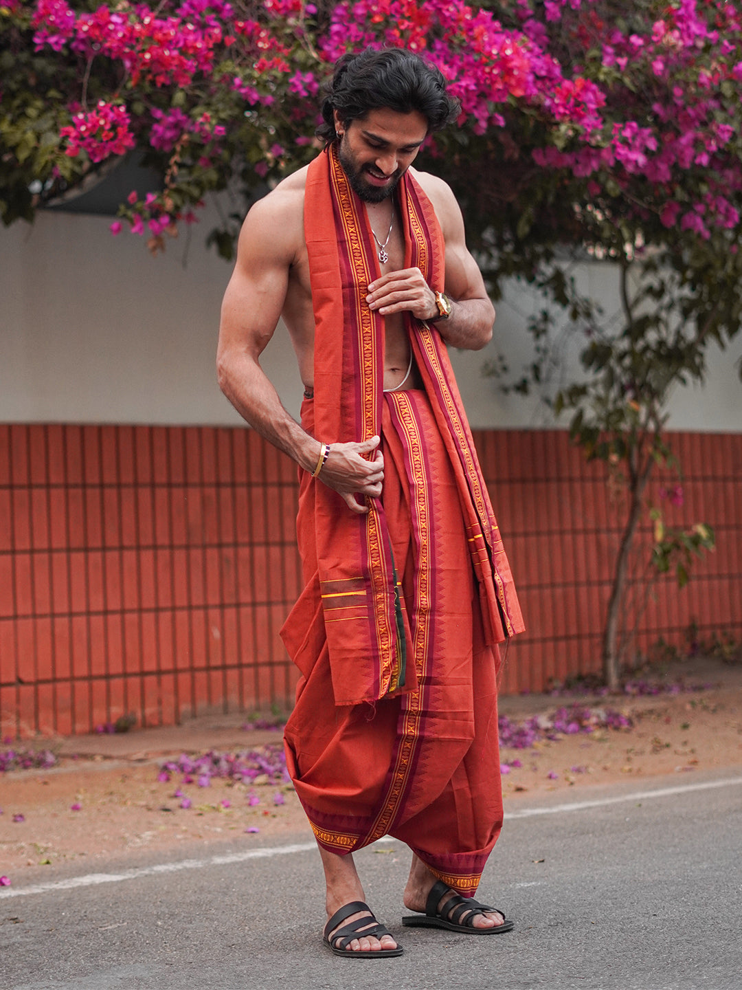 Men Panchakacham with Angavasthram Red (9+5) Shreeman Pet
