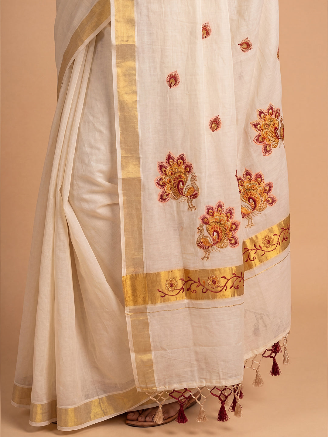Women Kora Cotton Cream Embroidered Saree with Gold Jari KLS65