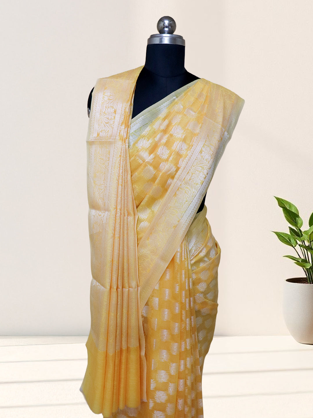 Women Yellow Cotton Saree PCS242