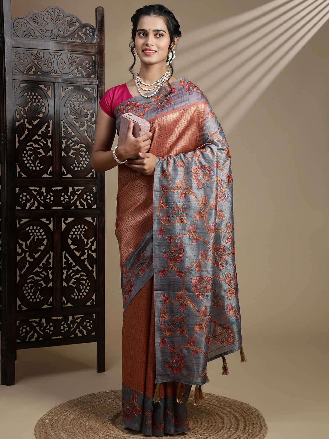 Women Grey Semi Raw Silk Embroidered Saree SRS109