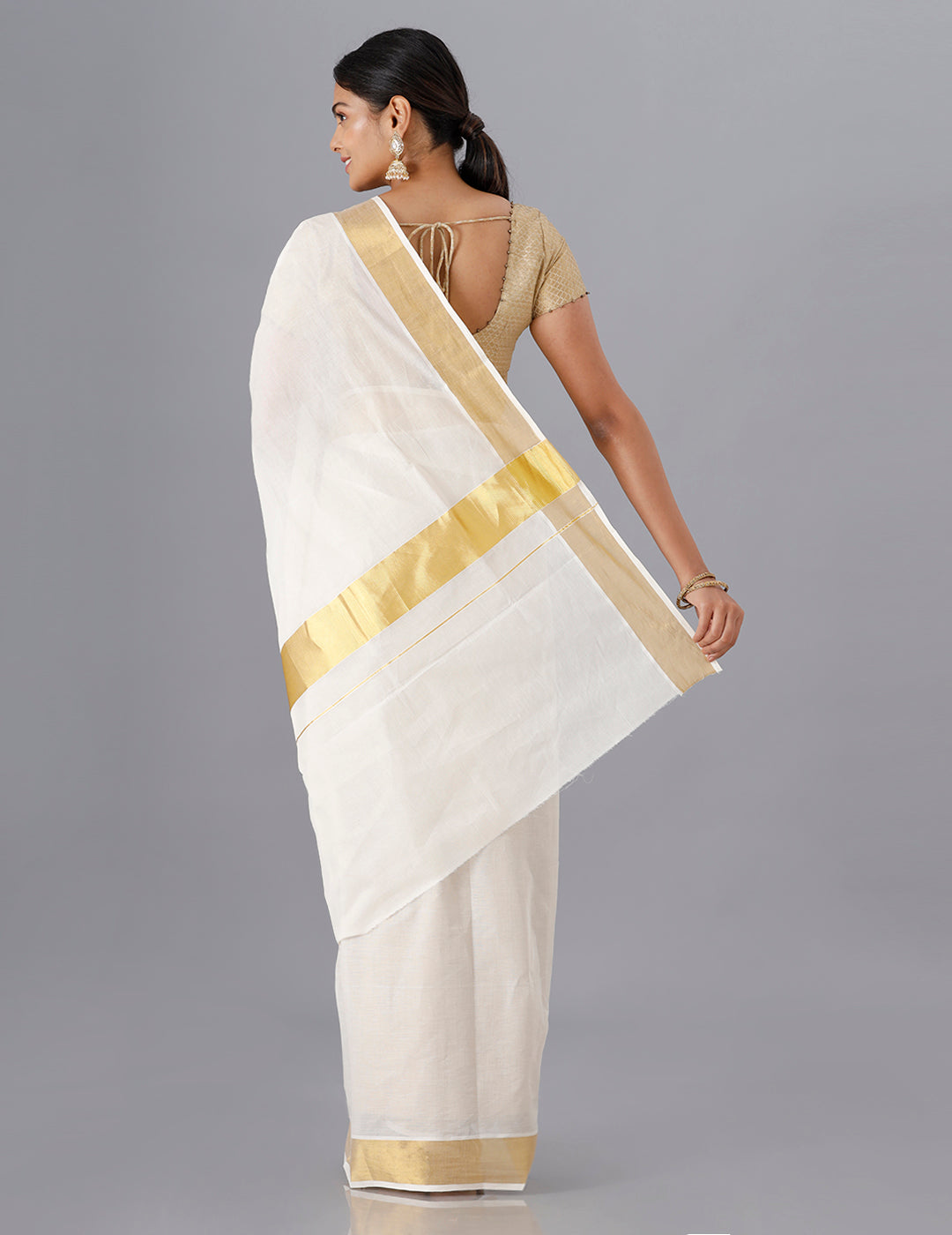 Women Traditional Kerala Cream Plain Saree with Gold Border KS222
