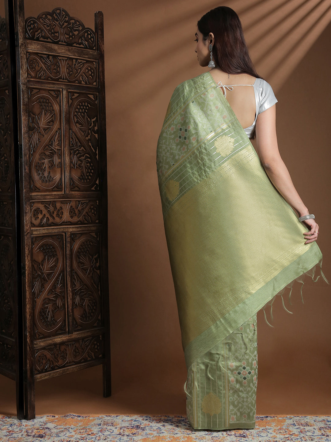 Women Semi Tussar Weaving Green Saree ST318