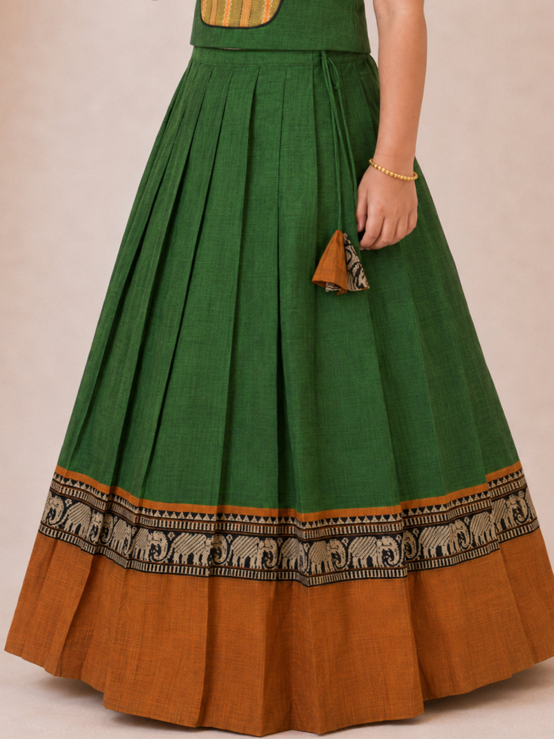 Girls Cotton Green Pattu Pavadai Set GPS43