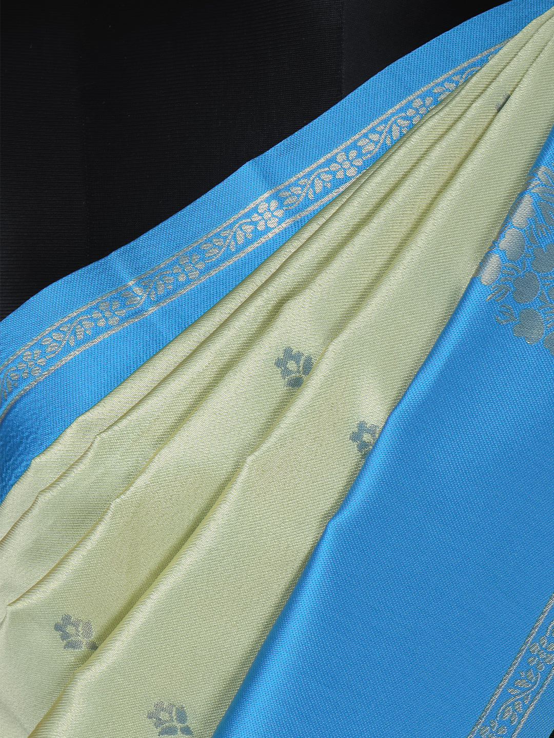 Women Green Art Silk Saree with Blue Border ASS107