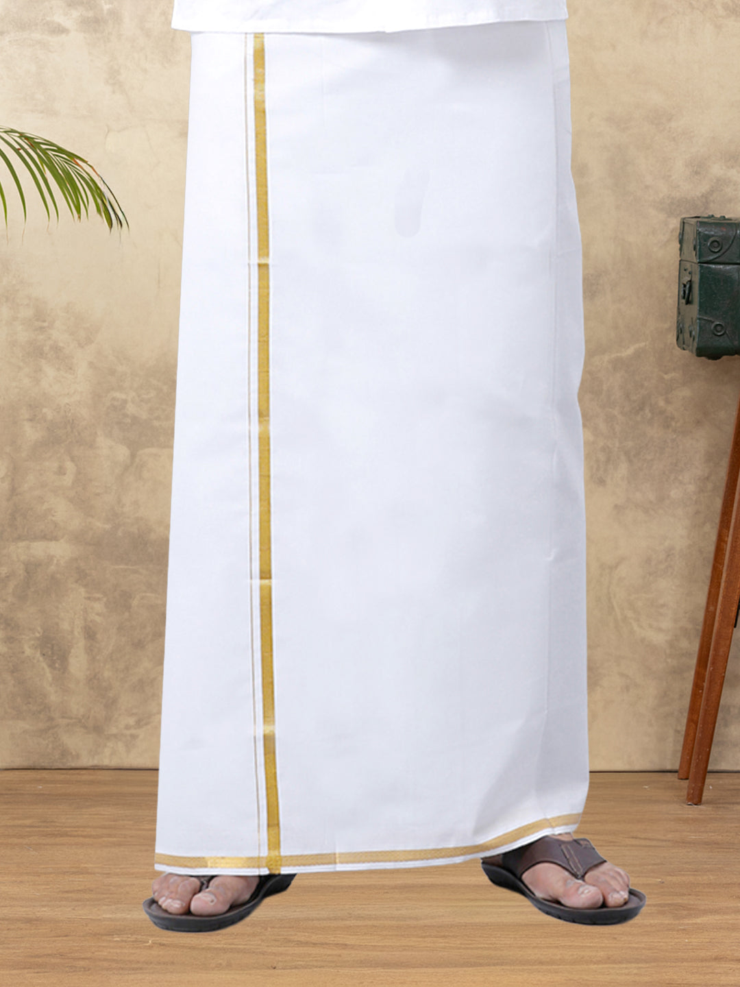Mens Cotton Blend Dhoti with Jari Border (4M)