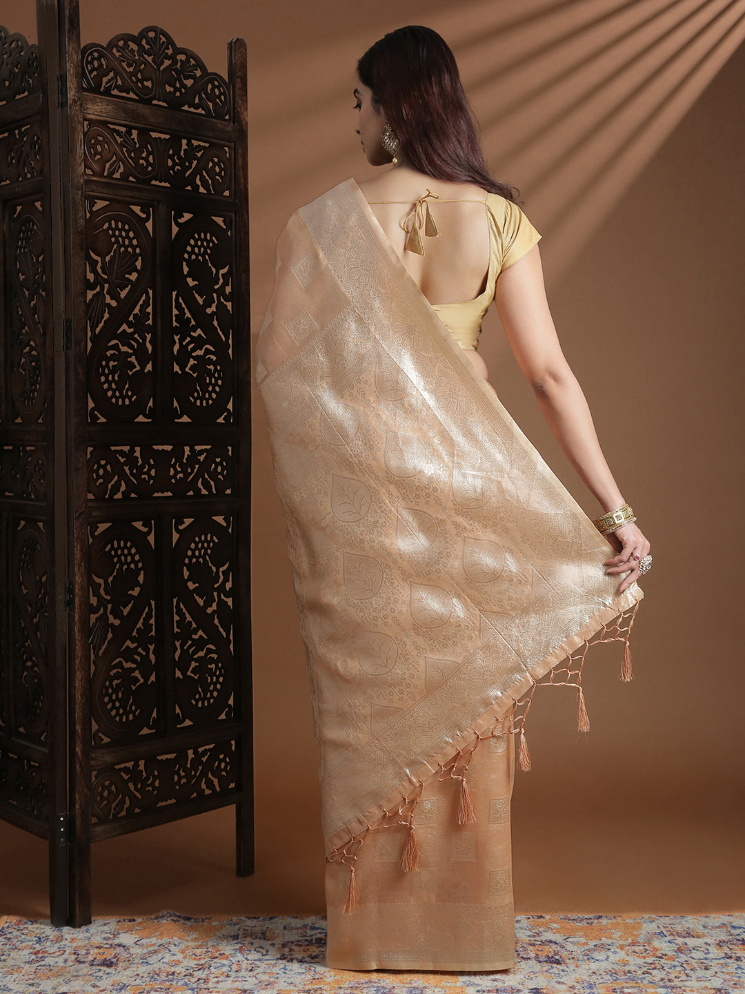 Women Peach Cotton Weaving Saree PCS257