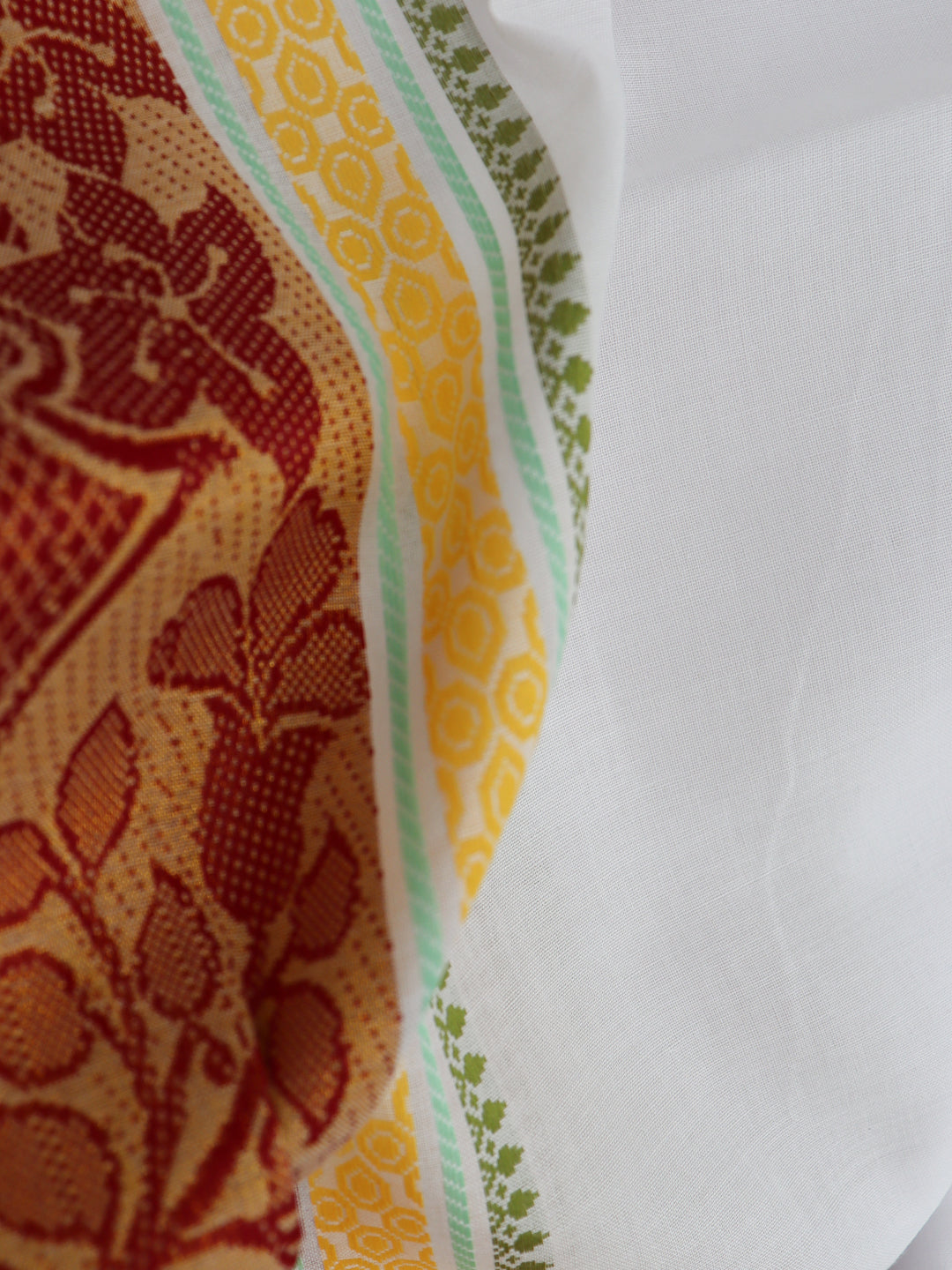 Men Cotton Maroon Fancy Border Panchakacham with Angavasthram Vishvadeva (9+5) VD02