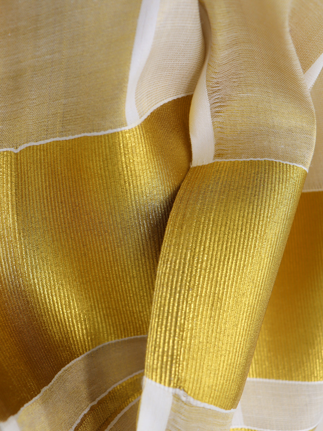 Men Tissue Gold Jari Border Panchakacham with Angavasthram Set (9+5) Gangotri GG01