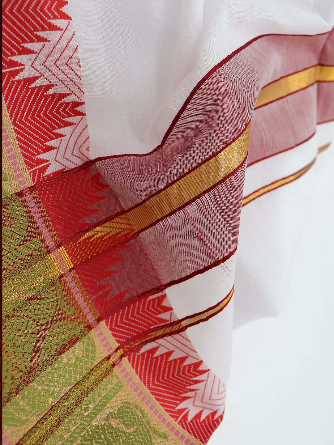 Men Cotton Red Fancy Border Panchakacham with Angavasthram Vishvadeva (9+5) VD03