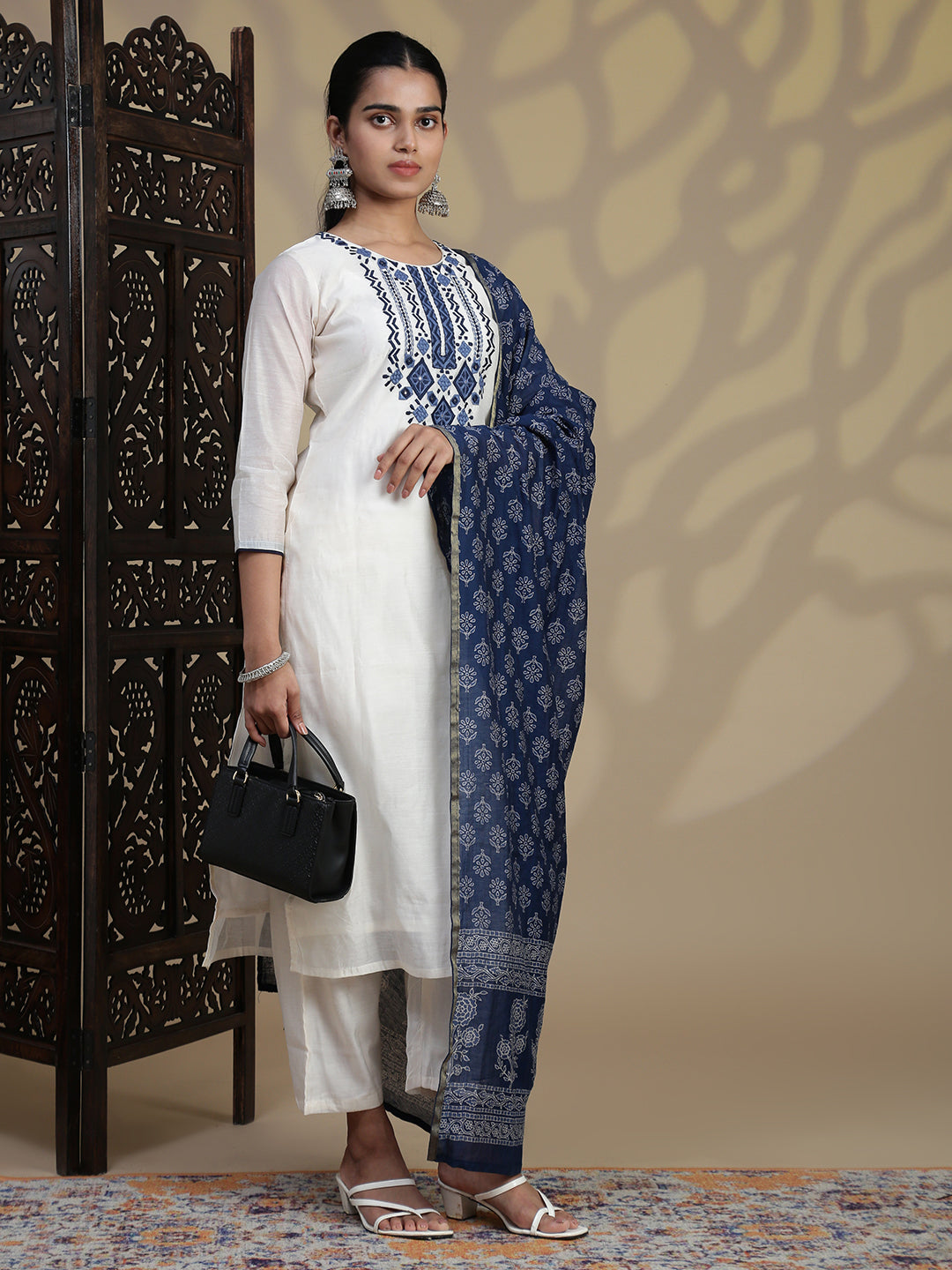 Women Cream MM Silk Printed Kurti Set EKS126