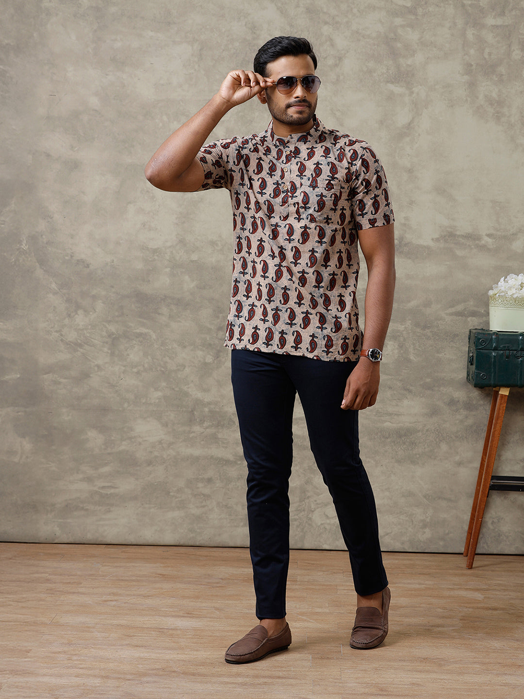 Men Cotton Short Length Printed Pocket Kurta Sandal OD35