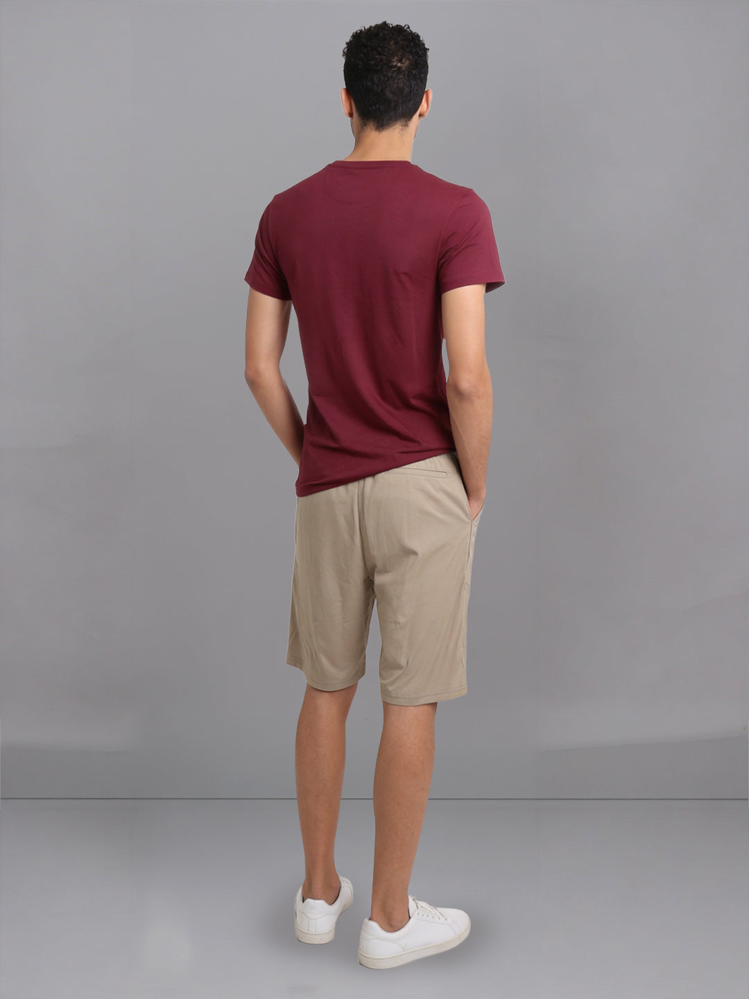 Men Burgandy Crew neck T-Shirt with Beige Shorts Combo ES6