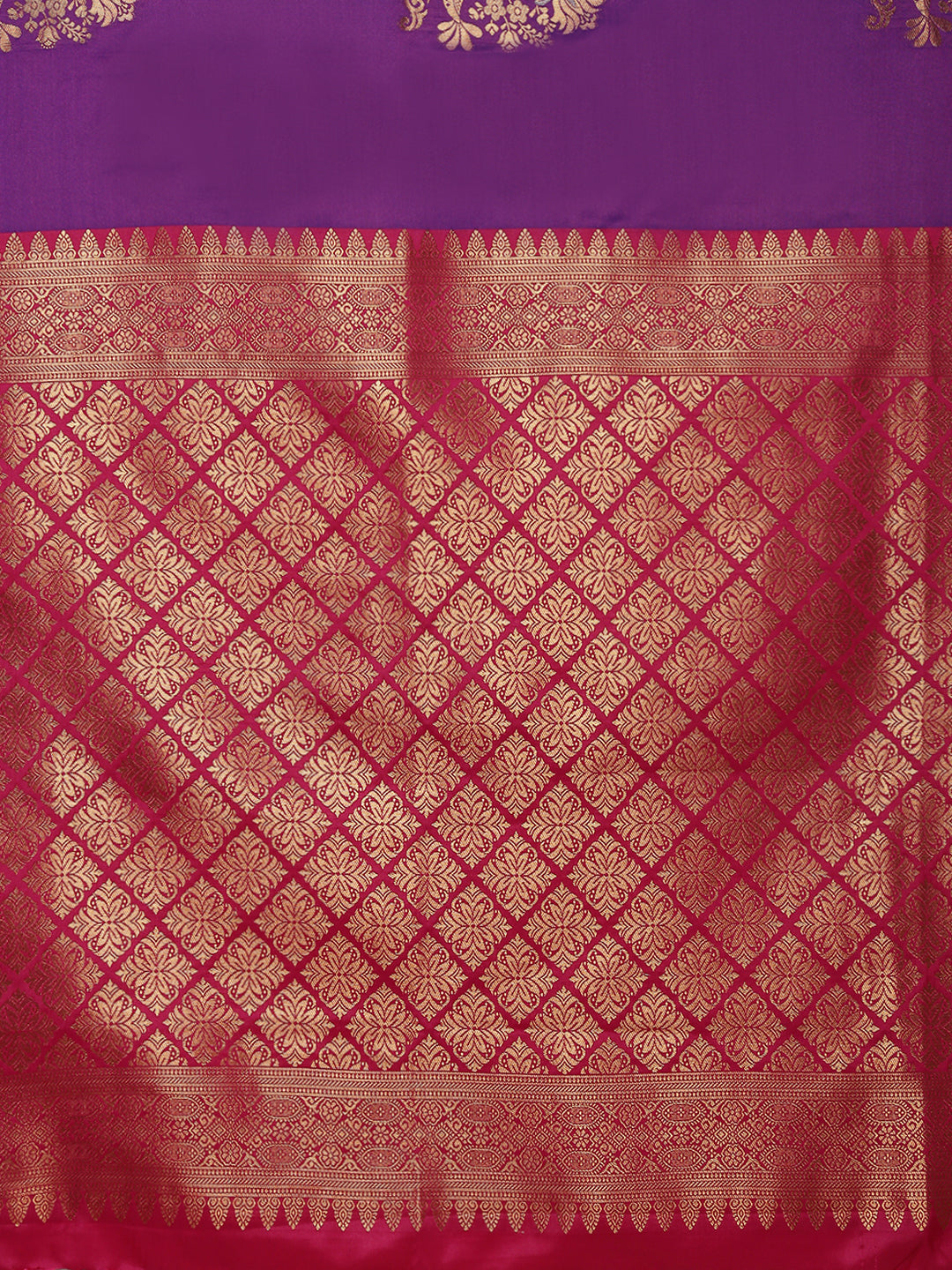 Women Majenta Semi Soft Silk Saree SS384