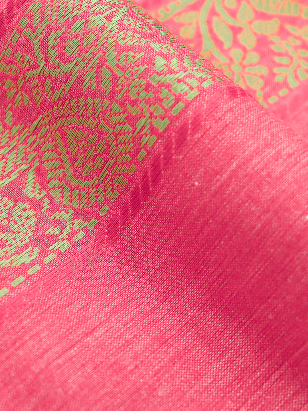 Men Cotton Red Towel with Fancy Border 6422