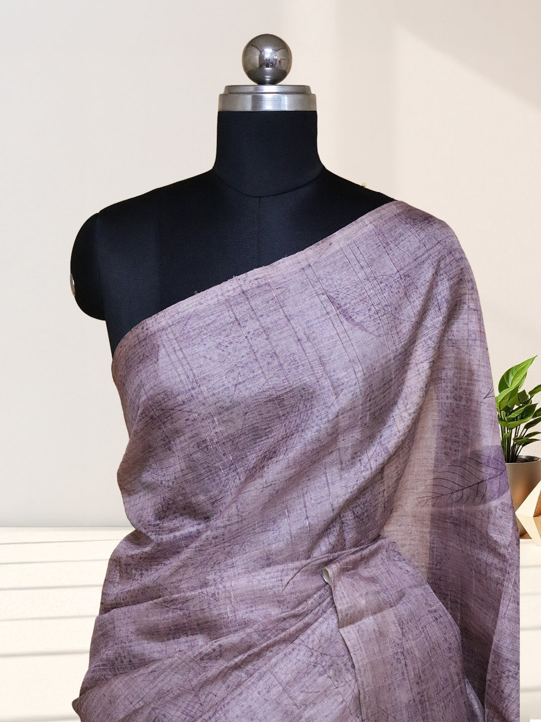 Women Light Purple Semi Tussar Printed Saree ST311
