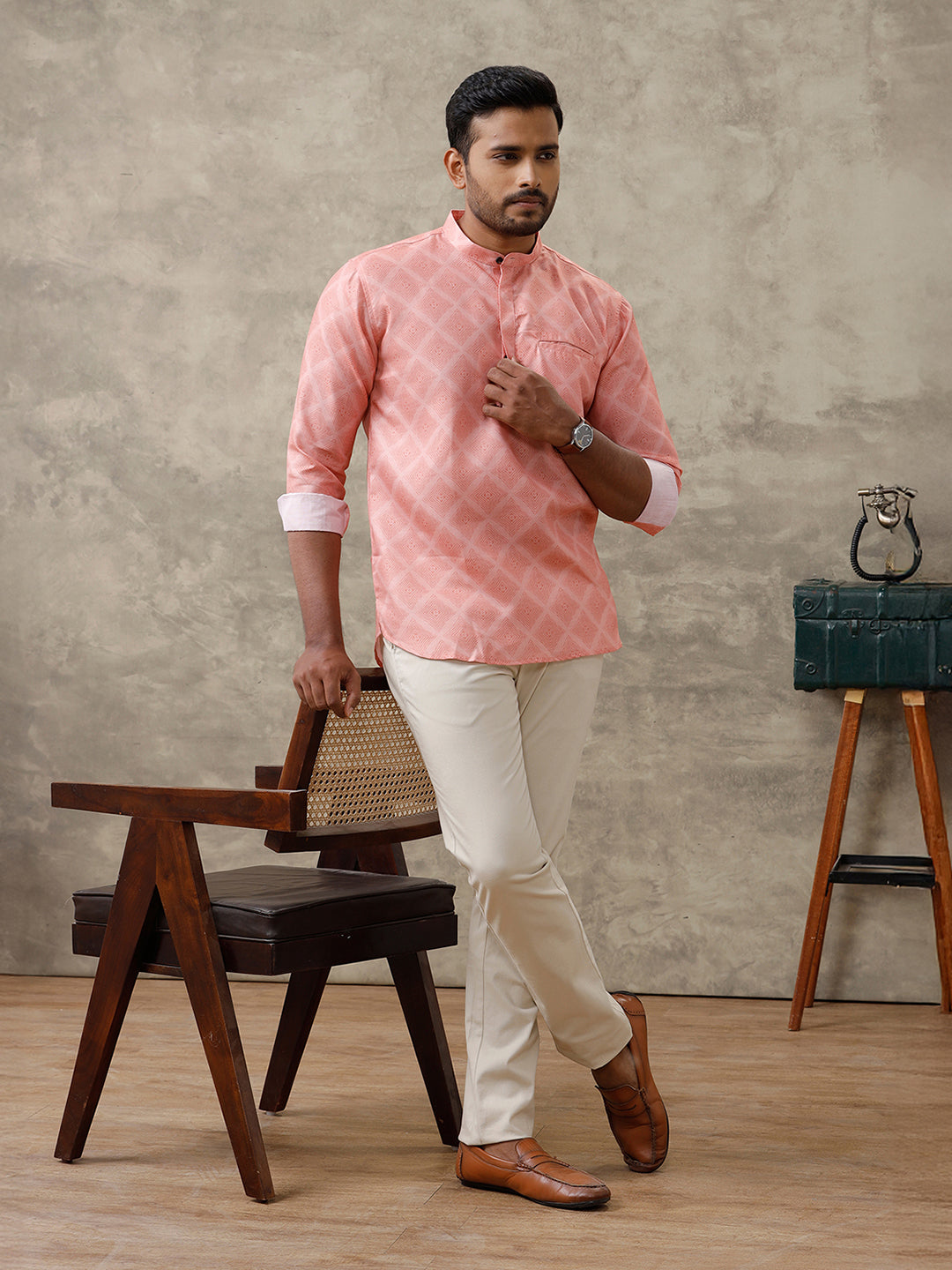 Men Cotton Short Length Printed Pocket Kurta Orangy Pink RH13