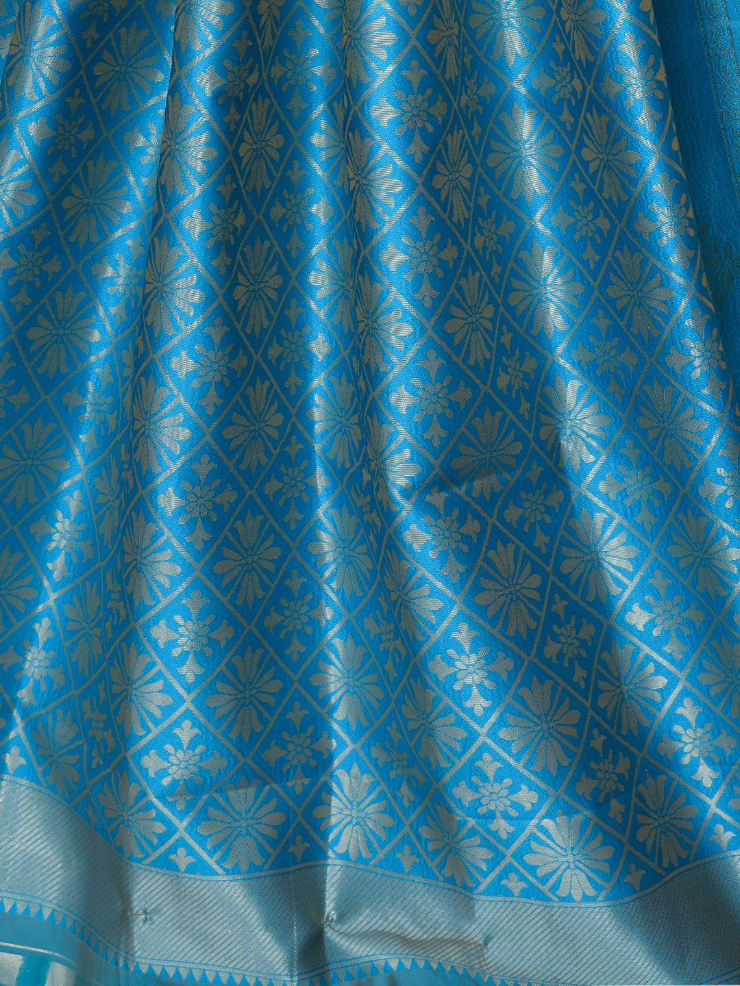 Women Green Art Silk Saree with Blue Border ASS107