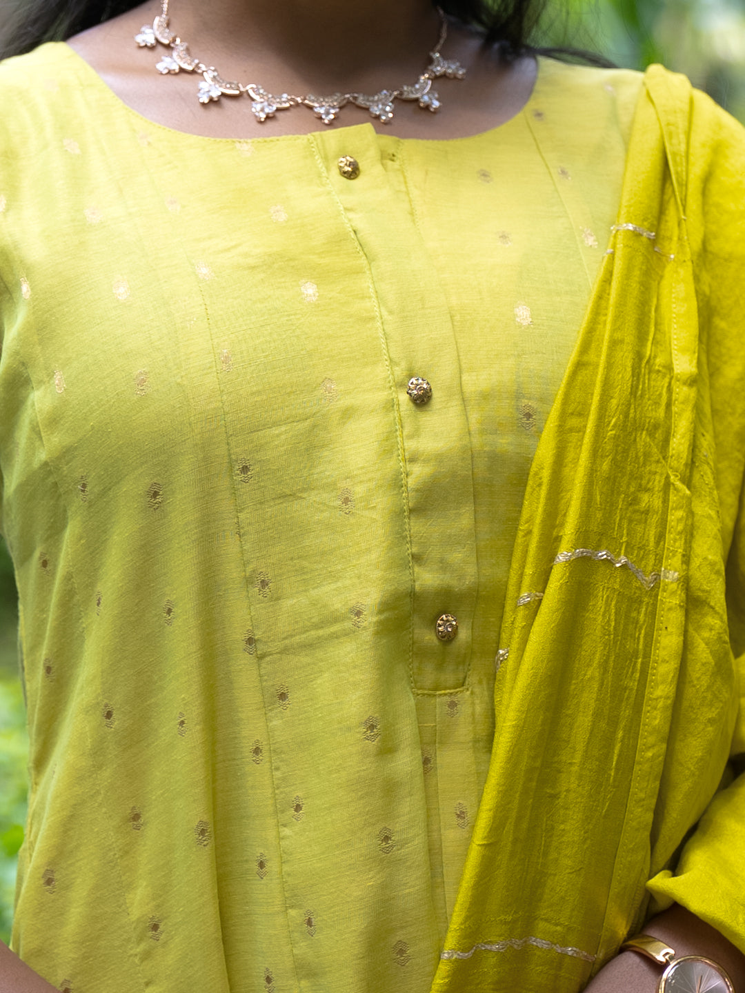 Women Green Cotton Mix Weaving Embroidered Kurti Set EKS103