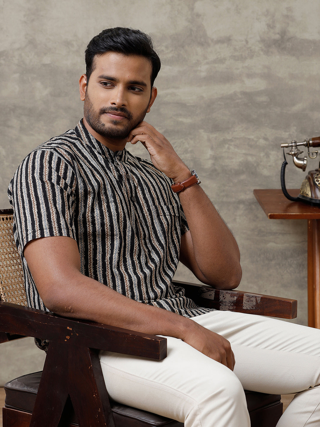 Men Cotton Short Length Striped Pocket Kurta Black OE13