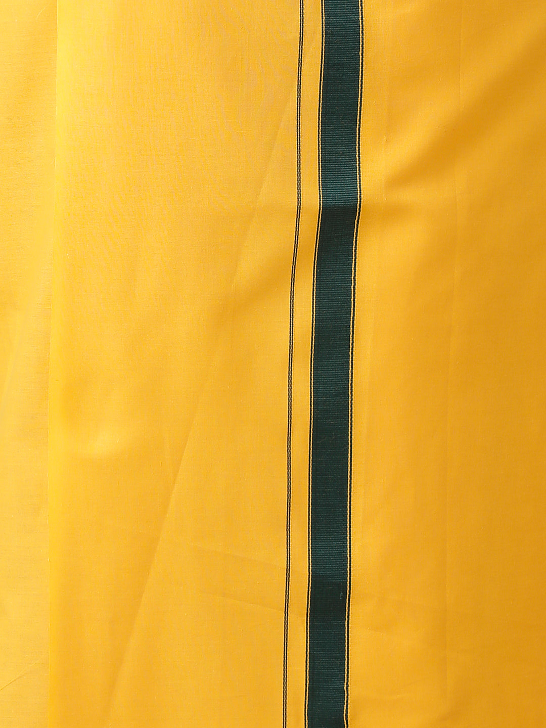 Men 100% Cotton Single Layer Mango Dhoti with Mayilkhan Border Brindhavan