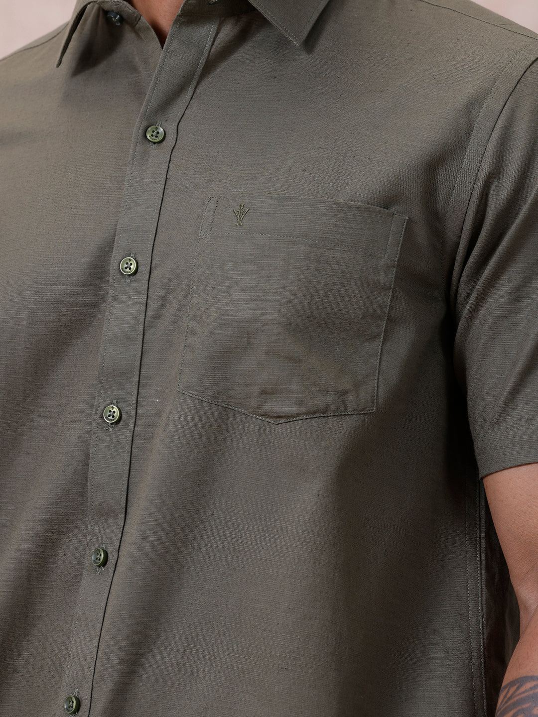 Men Cotton Rich Shirt DK Leaf Green T64 ANT9