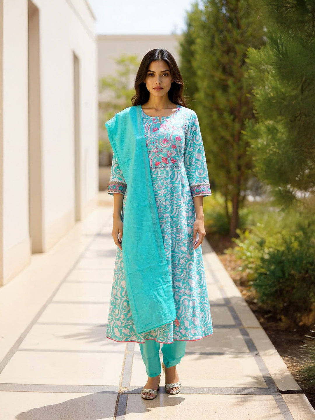 Women Blue Cotton Kurti Set EKS56