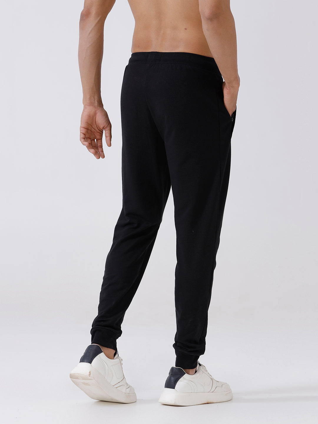 Men Combed Cotton Rich Jogger with Side Pockets Black EJ3