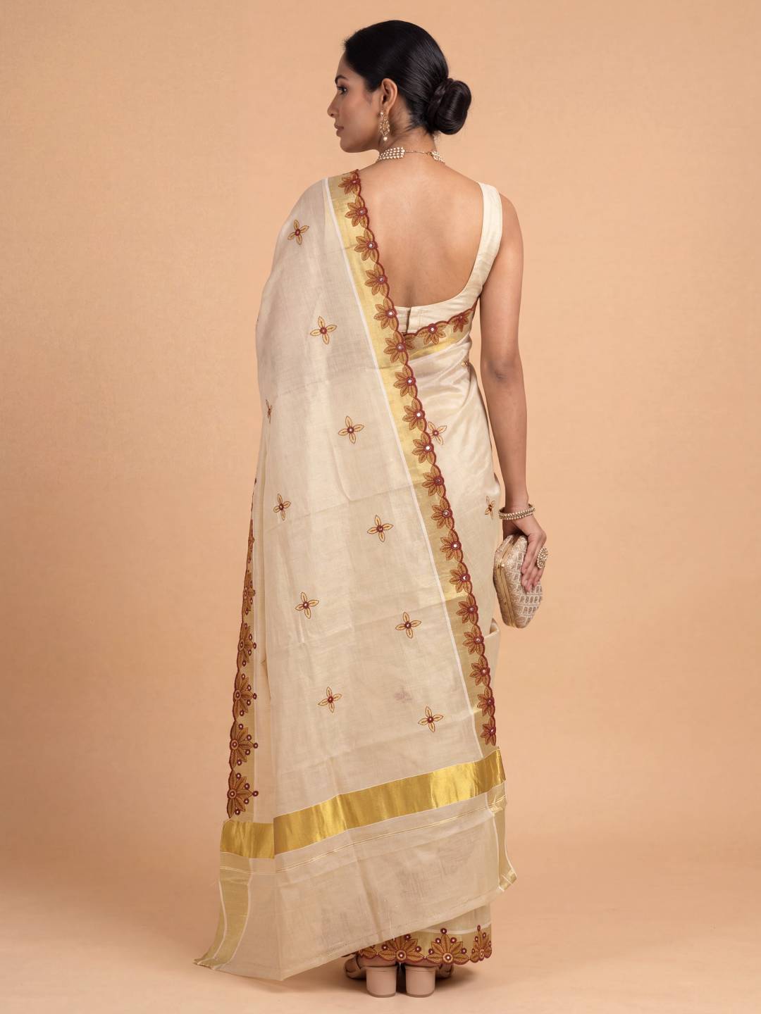 Women Tissue Embroidered with Mirror Scallop Work Saree KLS58