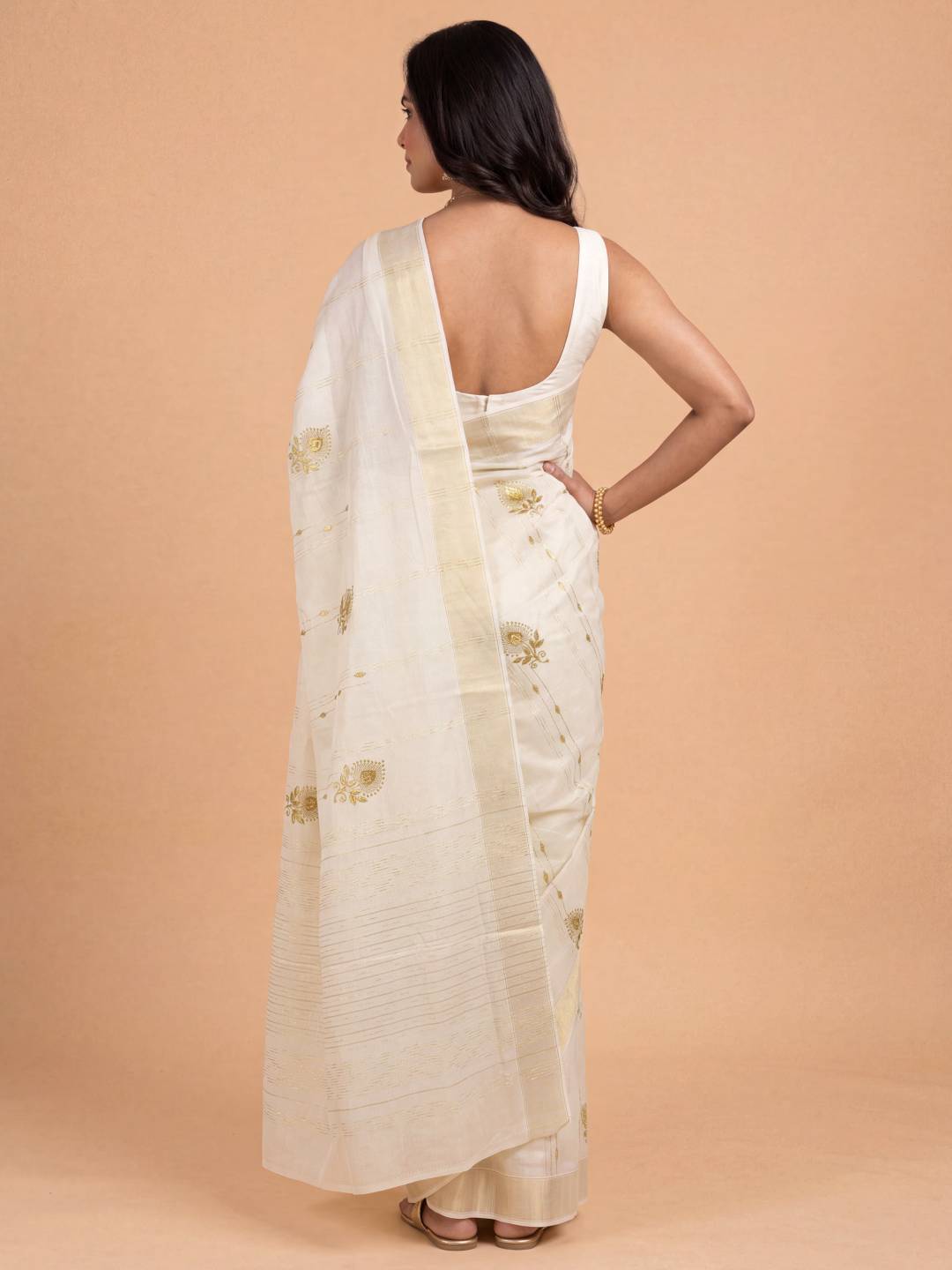 Women Kora Cotton Cream Kerala Saree with Gold Jari KLS50
