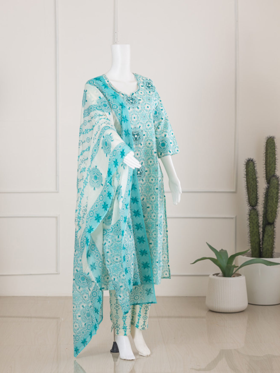 Women Blue Cotton Kurti Set EKS67