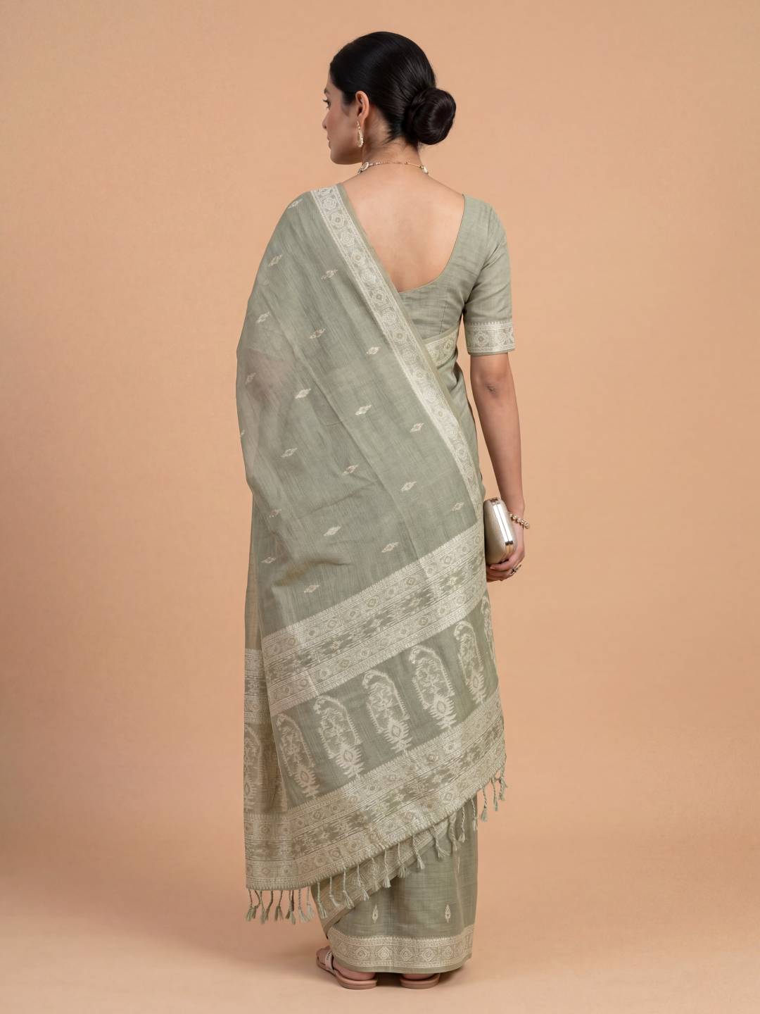 Women Green Spun Poly Saree SP06