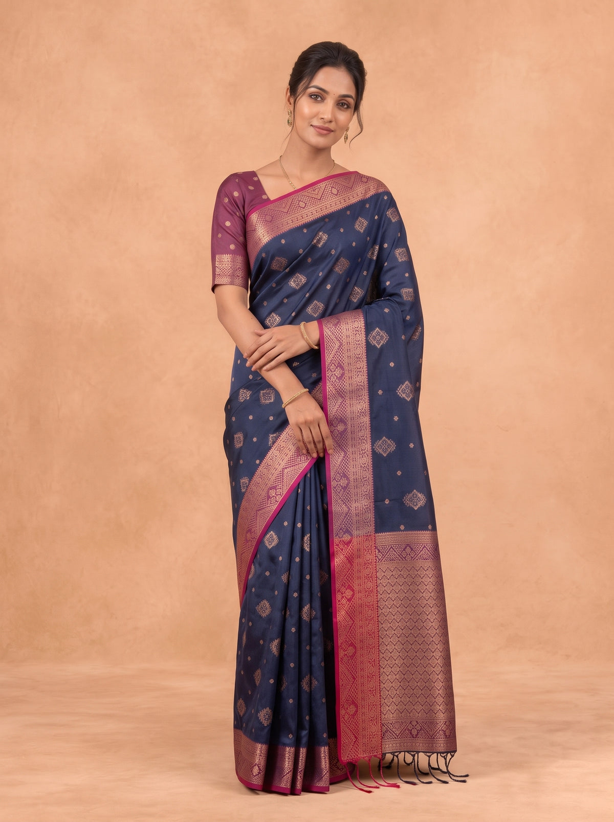 Women Soft Silk Navy With Maroon Saree SS471
