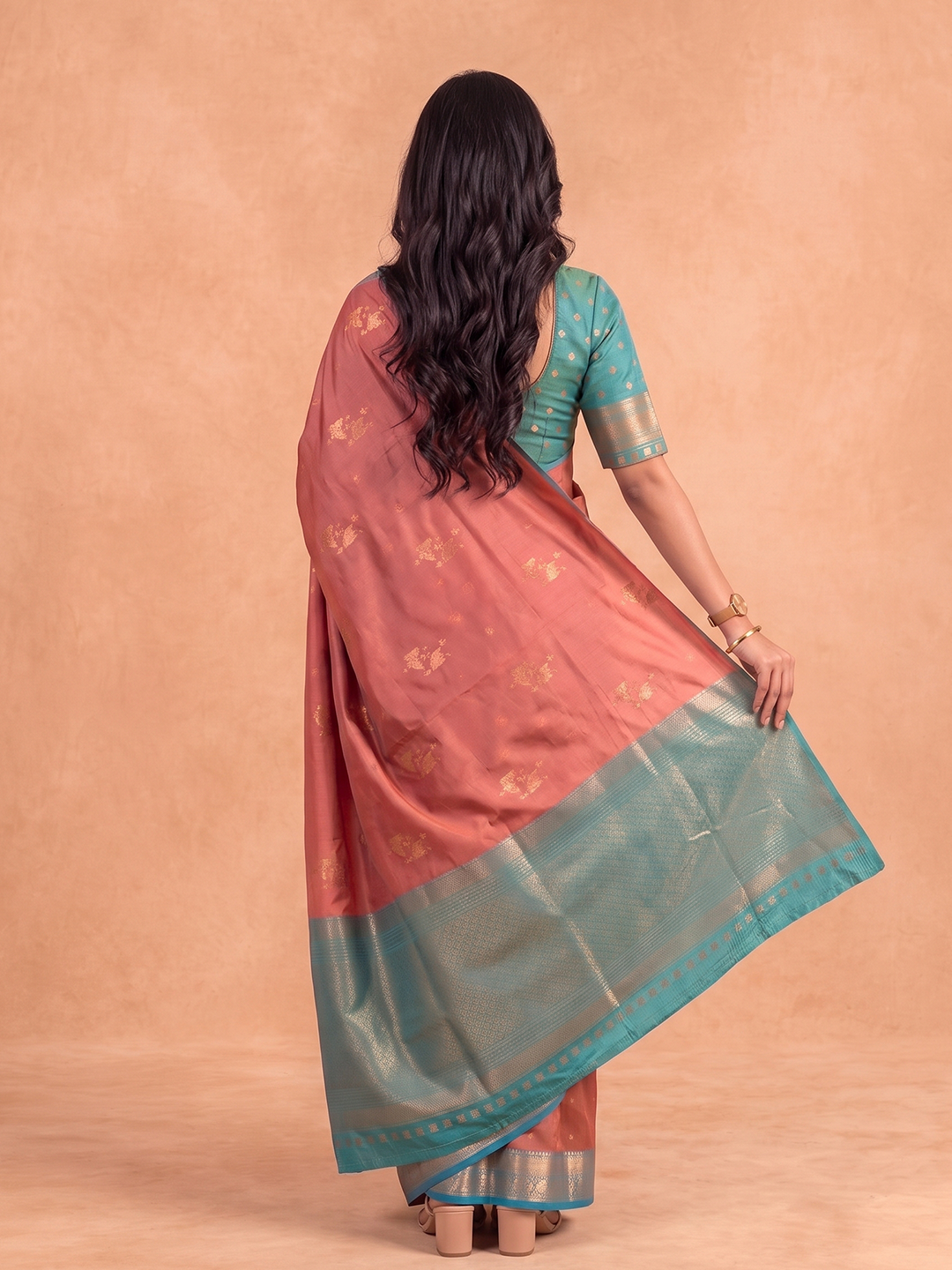 Women Soft Silk Green With Pink Saree SS533