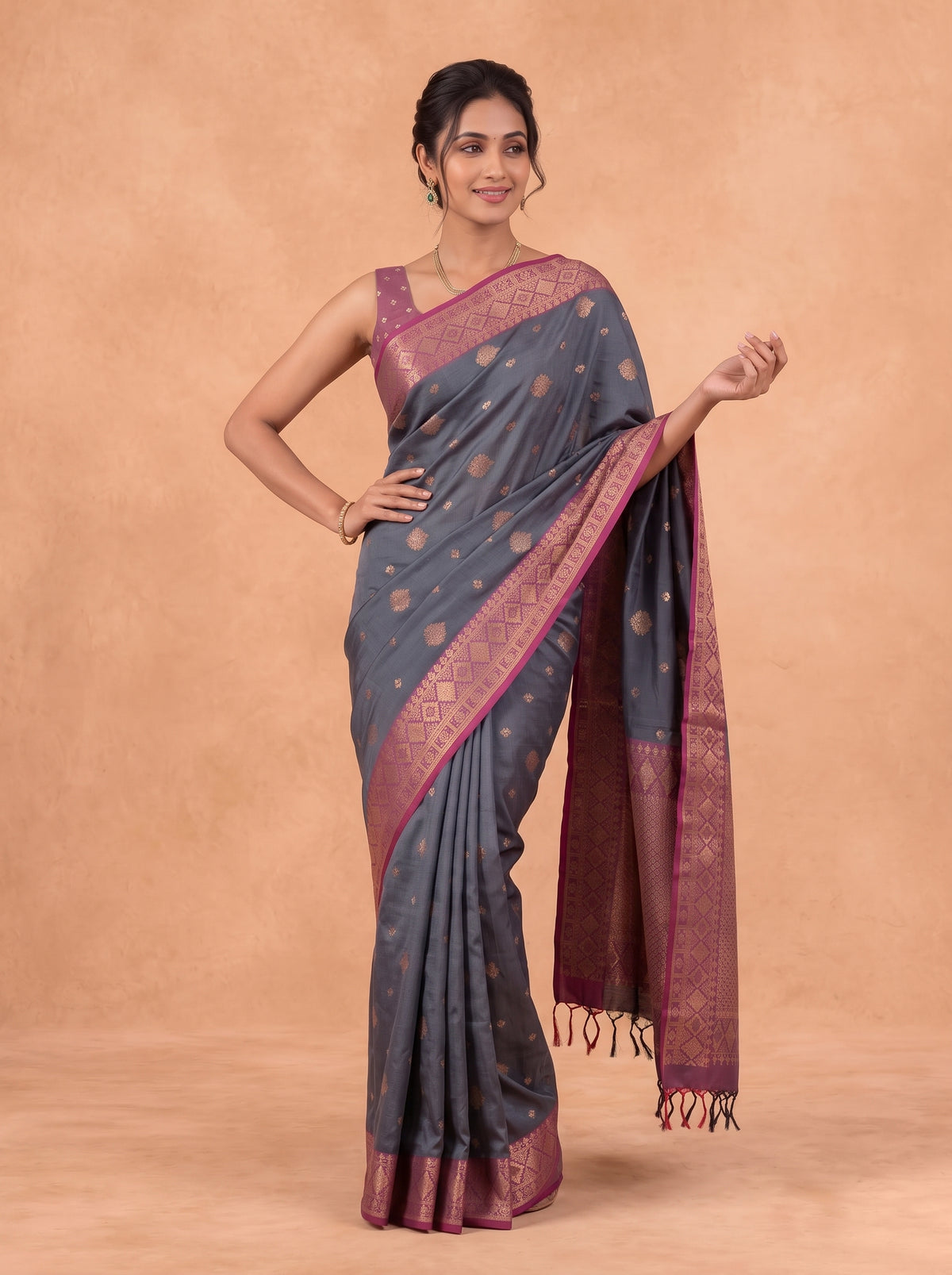 Women Soft Silk Grey With Maroon Saree SS495