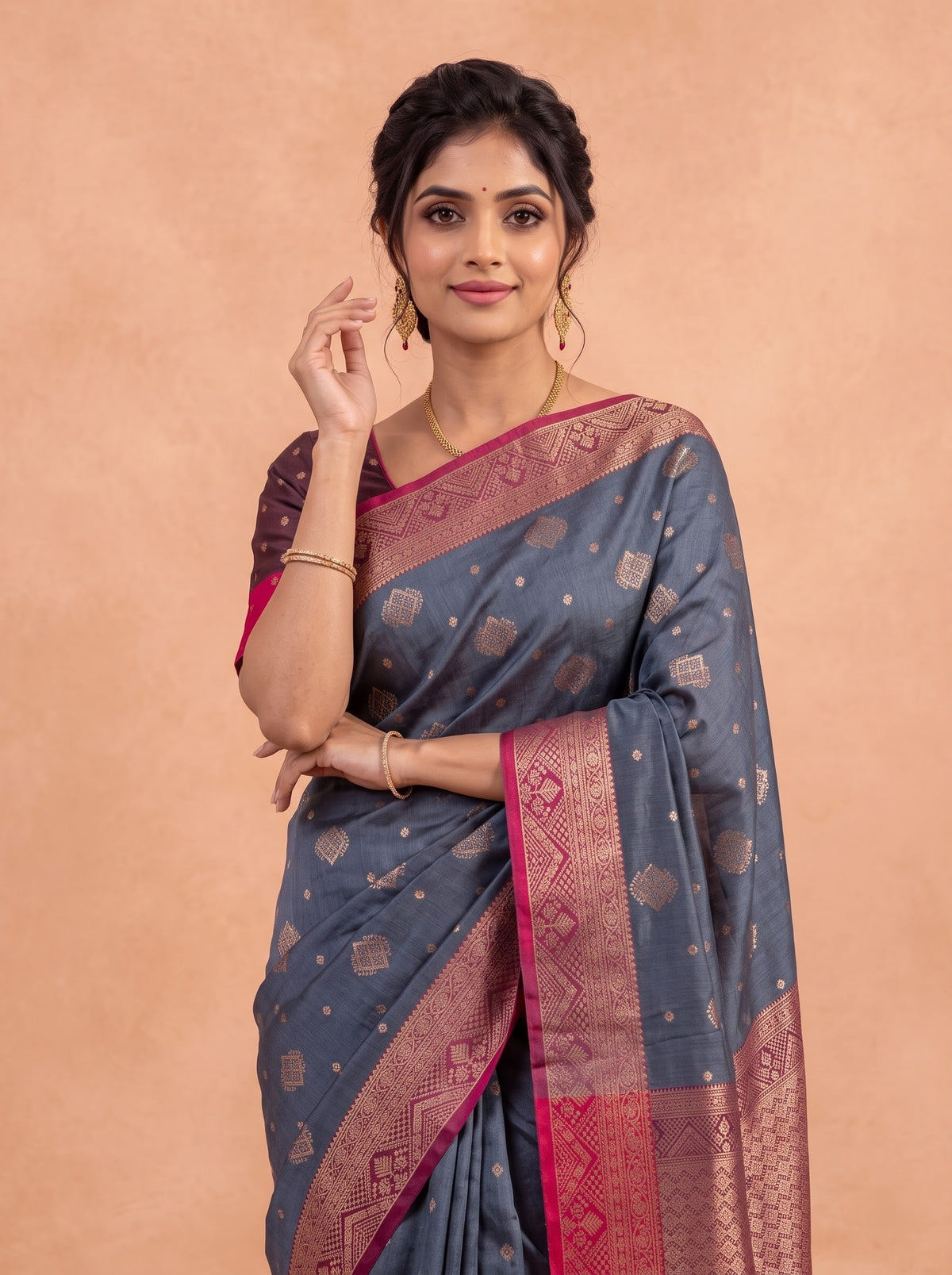 Women Soft Silk Grey Saree SS493