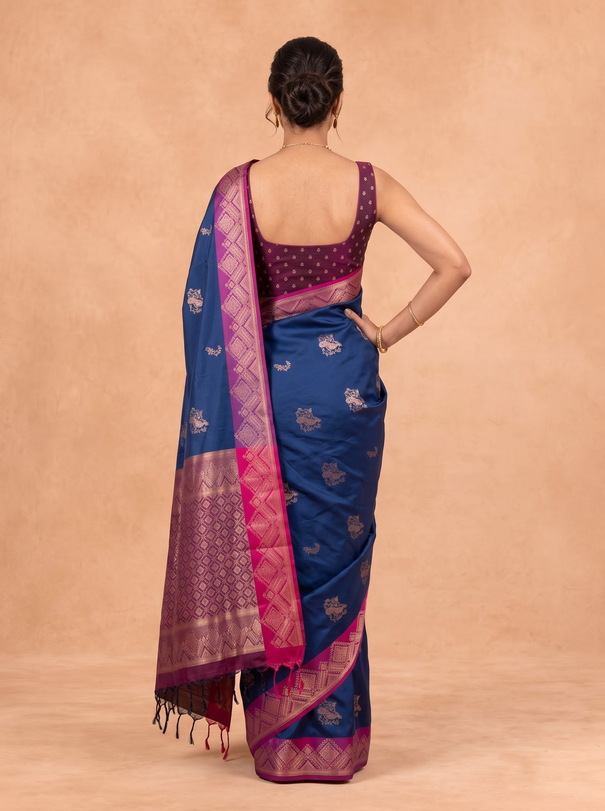 Women Soft Silk Dark Blue With Pink Saree SS477