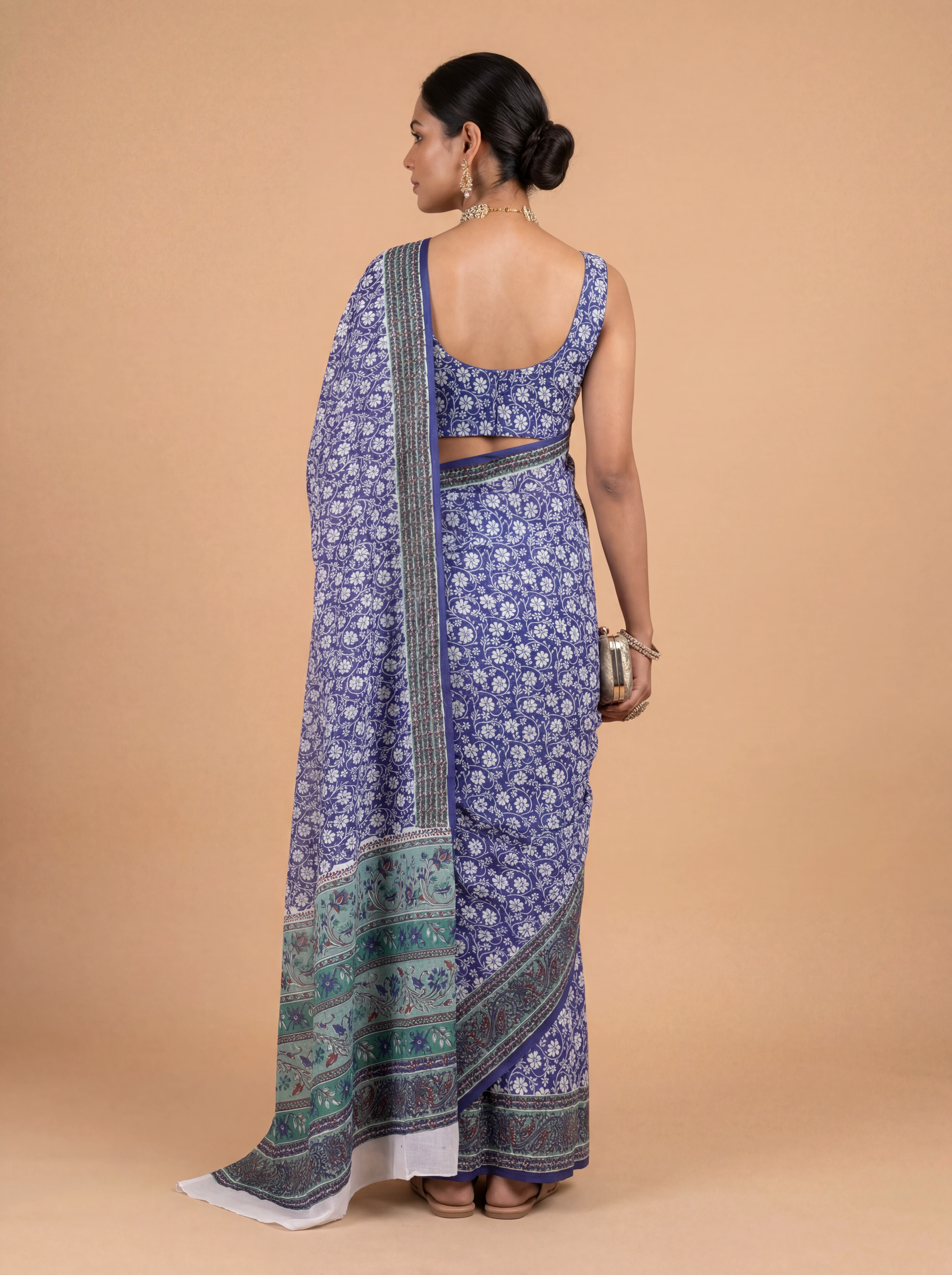 Women Pure Cotton Royal Blue Floral Printed Saree PCS278